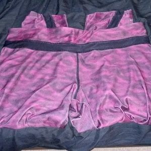 Avia Purple Pattern Capris